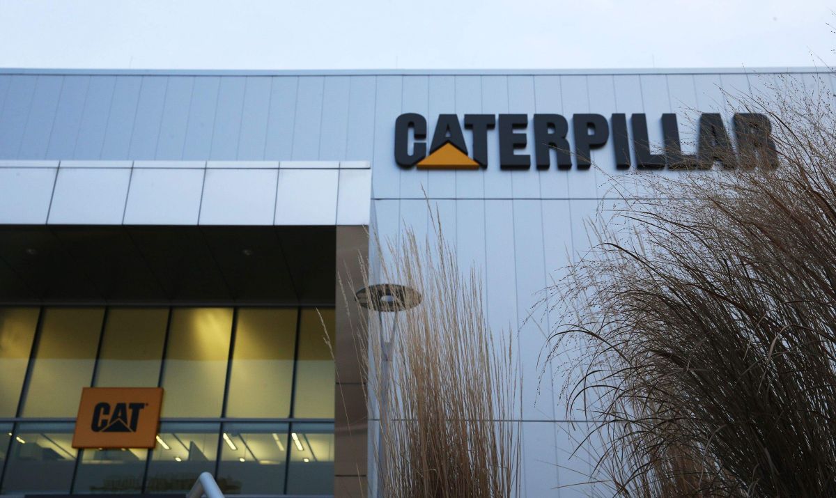 Чем занимается американская компания Caterpillar