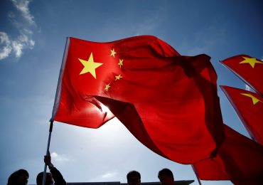 Мировой кредитор Китай загоняет в долговую яму слабые страны
