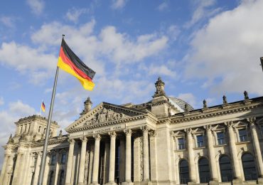 Банки Германии планируют пересмотреть тарифы для расчетных счетов