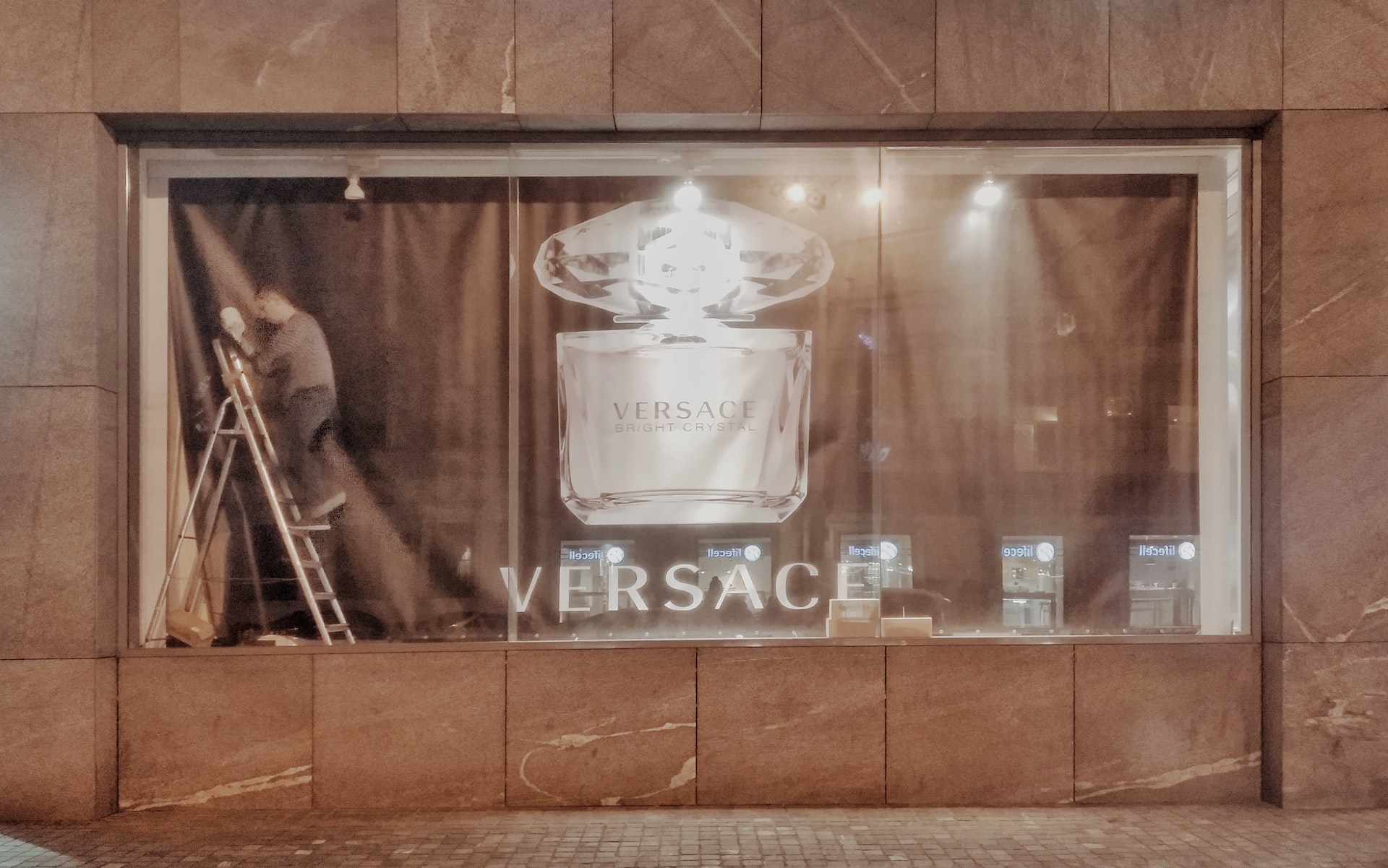 История модного дома Versace и его гениального основателя